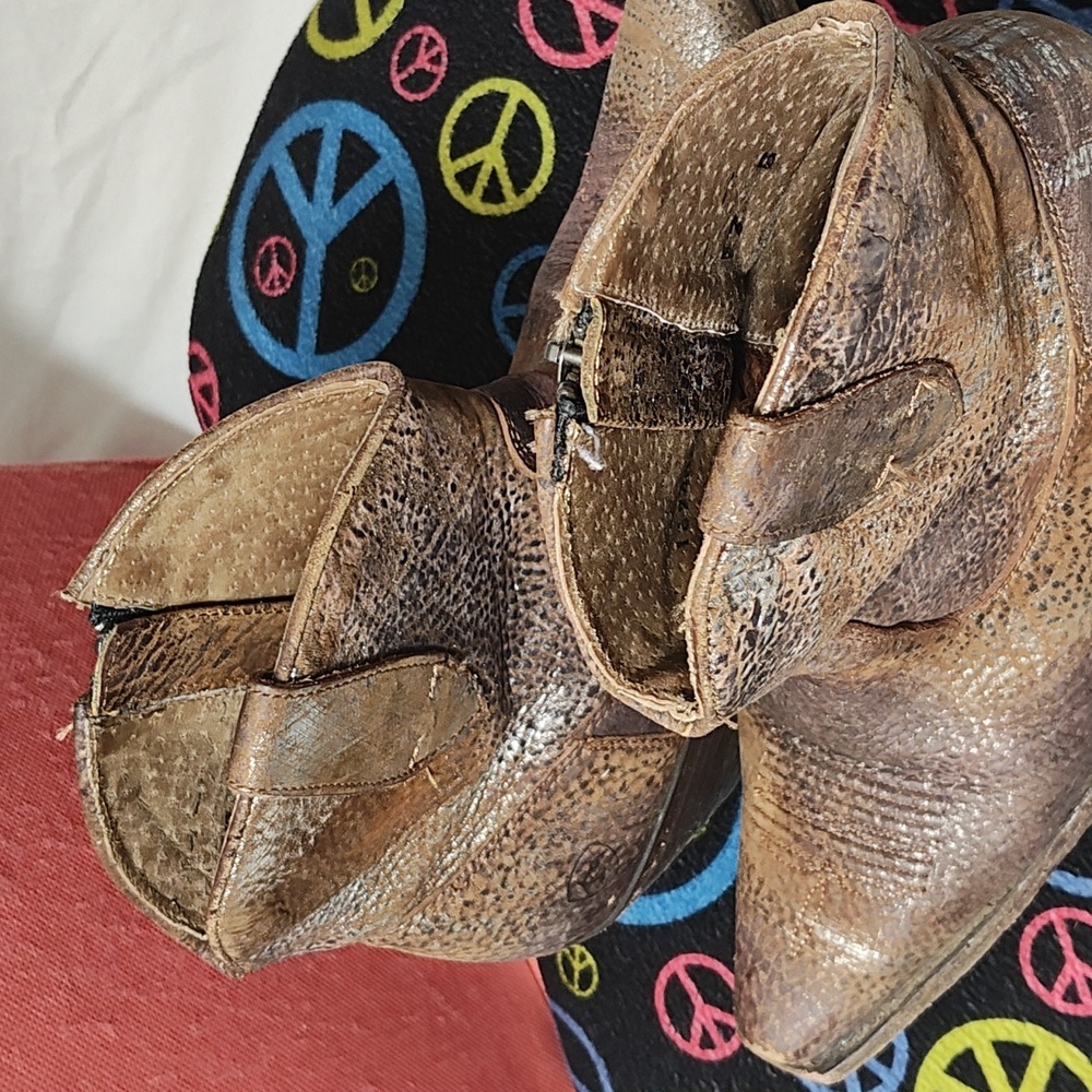Ariat Distressed Tan Leather Ankle Boots - Picture 14 of 16
